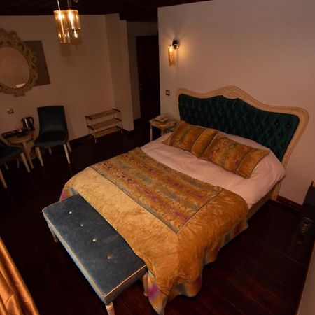 Arasta Konak Otel Esquiceir Exterior foto