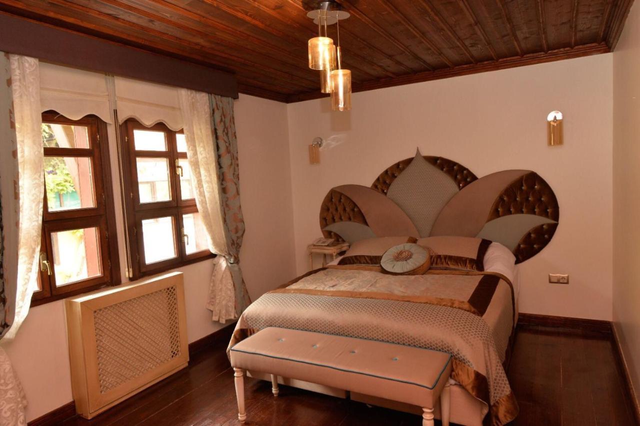 Arasta Konak Otel Esquiceir Exterior foto