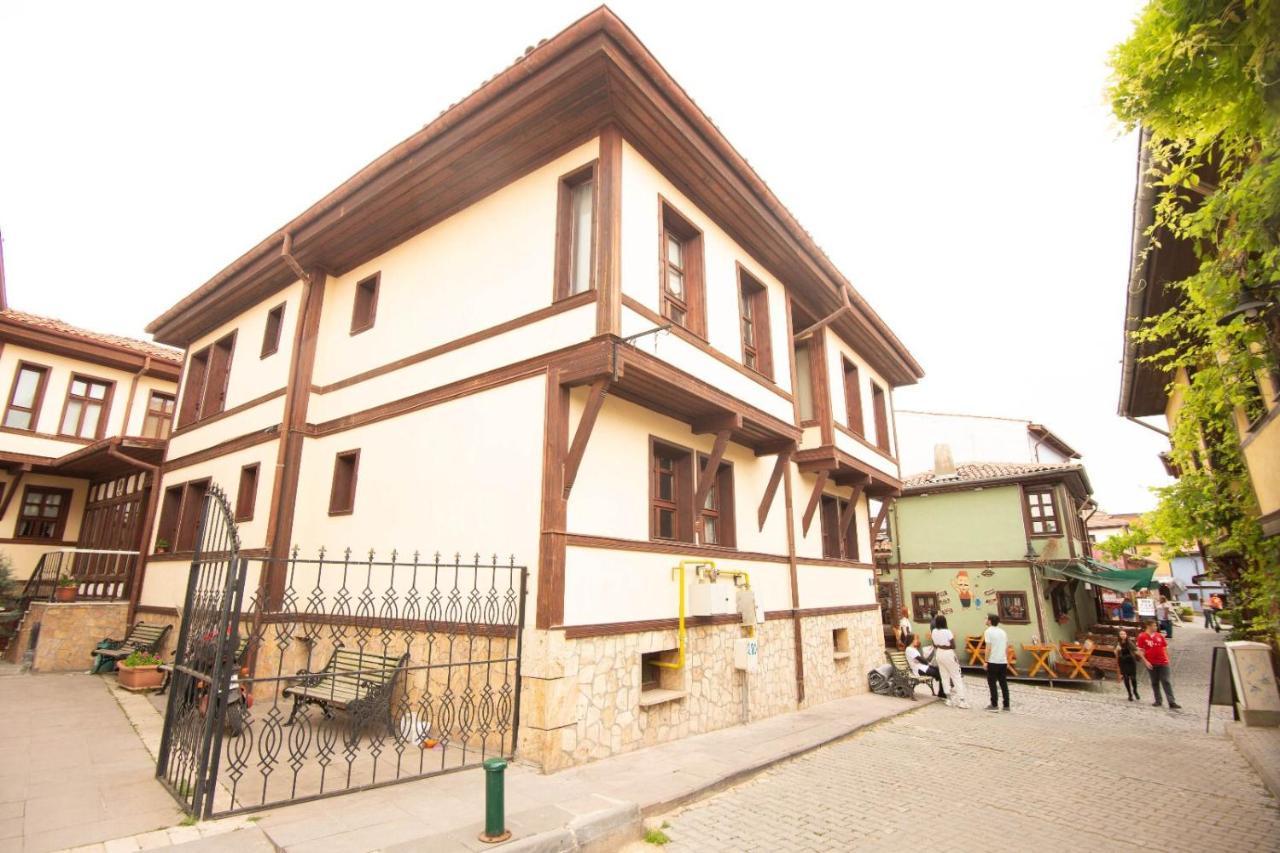 Arasta Konak Otel Esquiceir Exterior foto